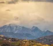 Nearby View and Attractions 4 Hostal Loimar