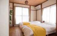 Kamar Tidur 2 Pine Tree