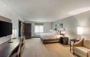 Bilik Tidur 7 MainStay Suites Logan Ohio-Hocking Hills