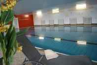 Swimming Pool Hotel Lahnblick