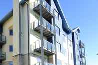 Exterior Parc y Bryn Serviced Apartments