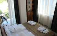 Bedroom 2 Hotel Lazi
