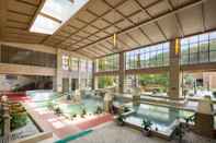 Swimming Pool Huitang Huatian Hot Spring Resort Hotel
