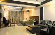 Bedroom 4 GenX Aravali by 1589 Hotels