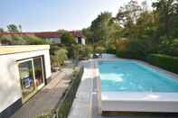 Swimming Pool Hotel de Torenhoeve