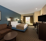 Bedroom 7 AmericInn by Wyndham Sioux Falls North