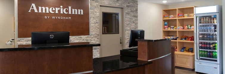 Lobby AmericInn by Wyndham Sioux Falls North