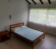 Bedroom 3 Casa Quinta Carmen De Apicala