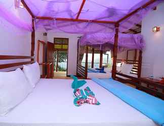 Kamar Tidur 2 Ella Hotel Casa