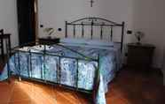 Bedroom 4 B&B Casale San Felice