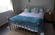 Kamar Tidur 3 Cobden View