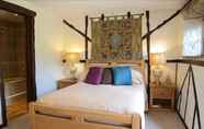 Phòng ngủ 7 Thames Head Inn