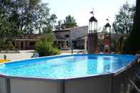 Swimming Pool Finca Valdobar