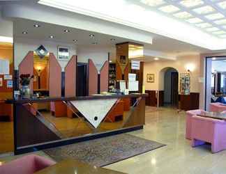 Lobby 2 Albergo Miramonti