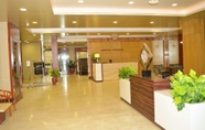 Lobi 2 Comfort Inn Prince