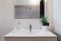 In-room Bathroom Suitelowcost Limbiate - Expò