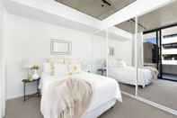 Bedroom Accommodate Canberra - Azure