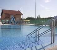 Swimming Pool 6 Hotel Sport