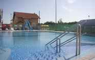 Swimming Pool 6 Hotel Sport