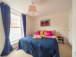 Bedroom 4 St Johns Road Apartments