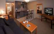 Common Space 5 Jasper Inn & Suites by INNhotels