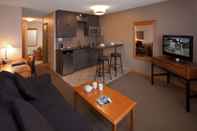 Common Space Jasper Inn & Suites by INNhotels