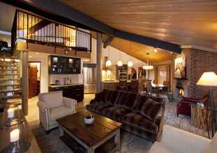 ล็อบบี้ 4 Jasper Inn & Suites by INNhotels
