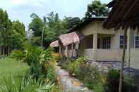 Luar Bangunan Camp Rhino Resort