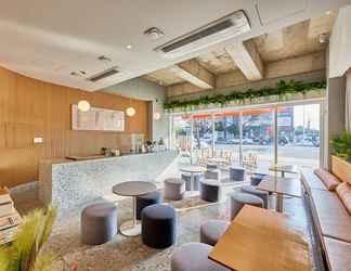 Lobi 2 Brown Dot Hotel Songjeong