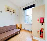 Common Space 7 24 43 Stunning Studio in Notting Hill