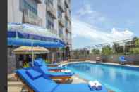 Swimming Pool 2 Bedroom Apartment View City Batam