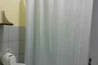 Toilet Kamar JS3 Studio Apartments - Adults Only