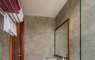 In-room Bathroom 2 Villa Palavee A1
