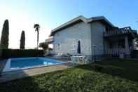 Swimming Pool Villa Rosa