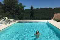 Swimming Pool Les Chevreuils