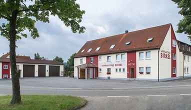ภายนอกอาคาร 4 Landgasthof Birkel