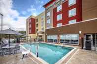 Swimming Pool TownePlace Suites by Marriott Hot Springs