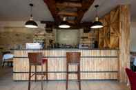 Bar, Cafe and Lounge Domaine de Presle Saumur, The Originals Relais