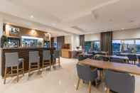 Bar, Kafe dan Lounge Caneiros Luxury House & Suites