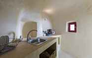 Bilik Tidur 7 White Cave Villa by Caldera Houses