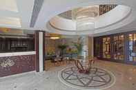 Lobby The Royal Phular