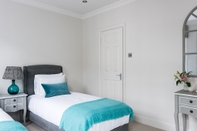 Bedroom Ultra luxurious London home for 5-7