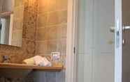 In-room Bathroom 4 B&B Sole Mare Vento