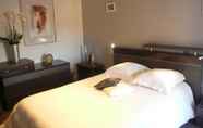 Kamar Tidur 7 Hotel le Saint Aubin