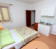 Bedroom 6 Apartments Antolovic