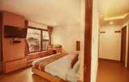 Kamar Tidur 5 Hotel Shalom Palace Darjeeling