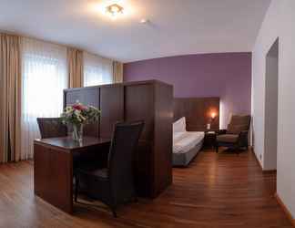 Bilik Tidur 2 City Residenz Homburg