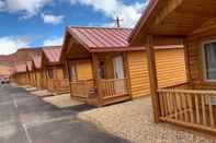 Bên ngoài Red Canyon Cabins