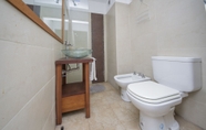 Toilet Kamar 6 Jujuy Flat AM8