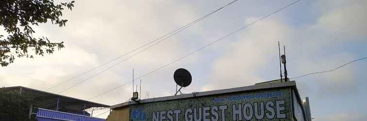 Bên ngoài Nest Guest House